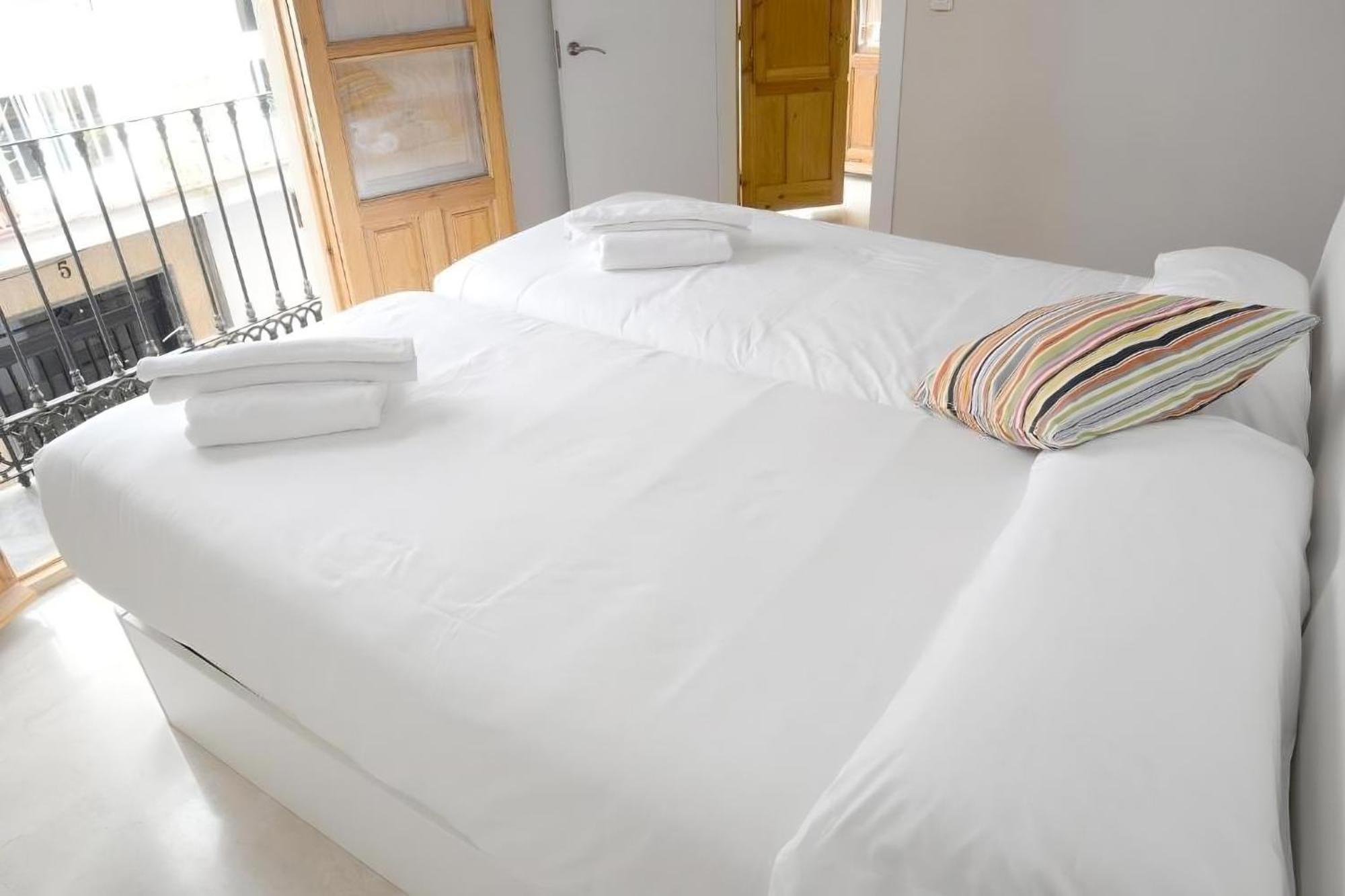 Apartamentos Comfort City Granada Kültér fotó